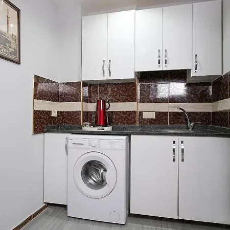 Ξενοδοχείο Gvar