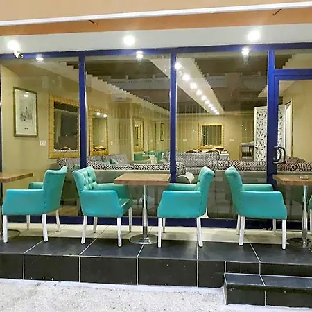 Gvar Hotel 3*
