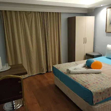 Ξενοδοχείο Gvar 3*